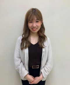 荒木　茉菜香