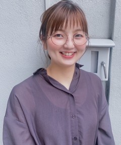 山根　成穂