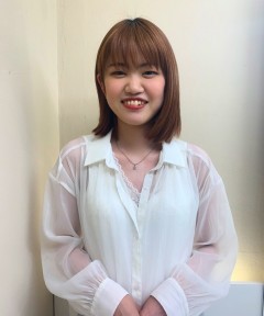 山本　菜月