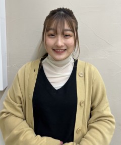 西倉　結