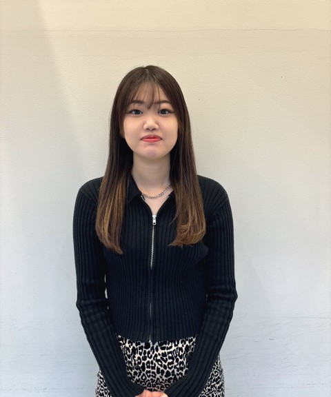 山本 菜月