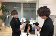 先輩の姿