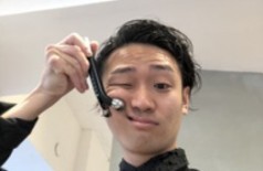 これは顔が変形します。